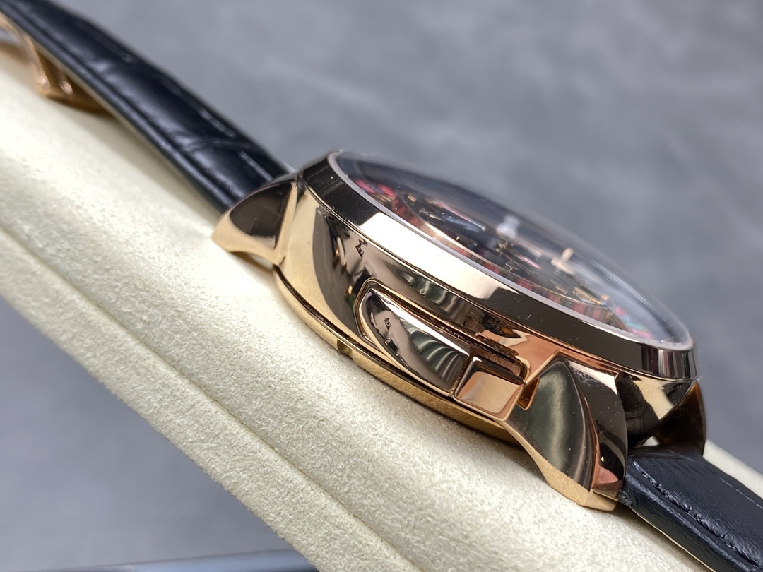 Top Quality Rotary Dial Quartz Movement Watch