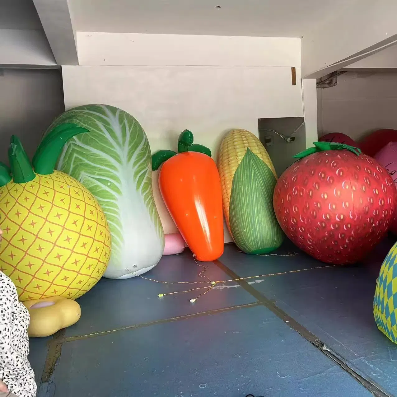 Boiy PVC Birthday Cake Events Giant Advertising Inflatable Toy Cake Balloon