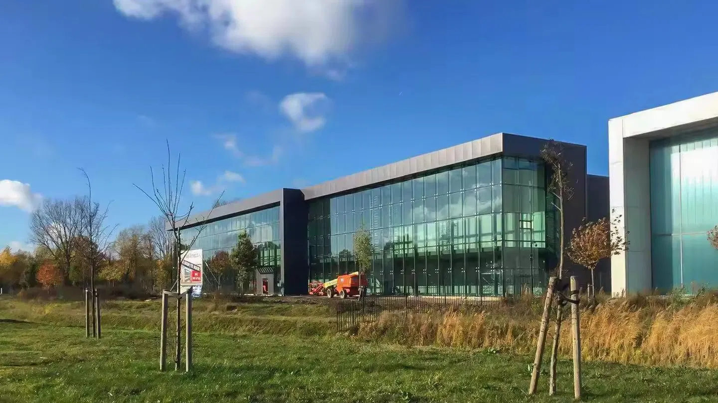 Steel Structure Commercial Building Prefab for Customized (SS-404)