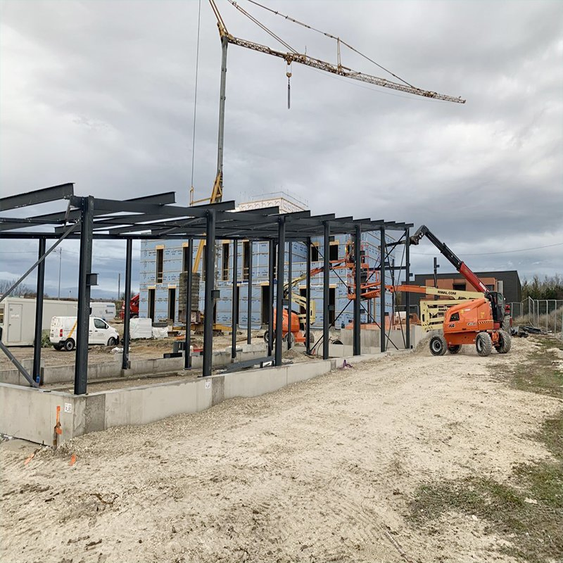 Qingdao Factory Prefabricated Frame Construction Steel Structure Shop Shed Workshop
