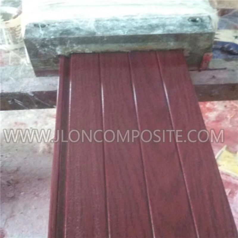 Eco-Friendly Wood Pattern Nonwoven Fabric for Hand Lay-up