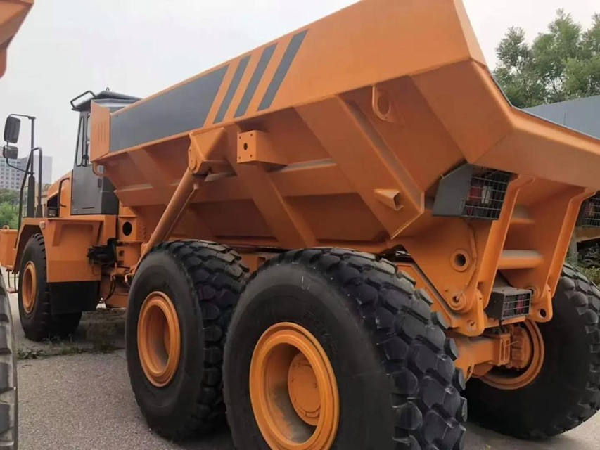 Radial 18.00R25 OTR Tyre Wheel for Rigid Dump Truck and Construction Machinery