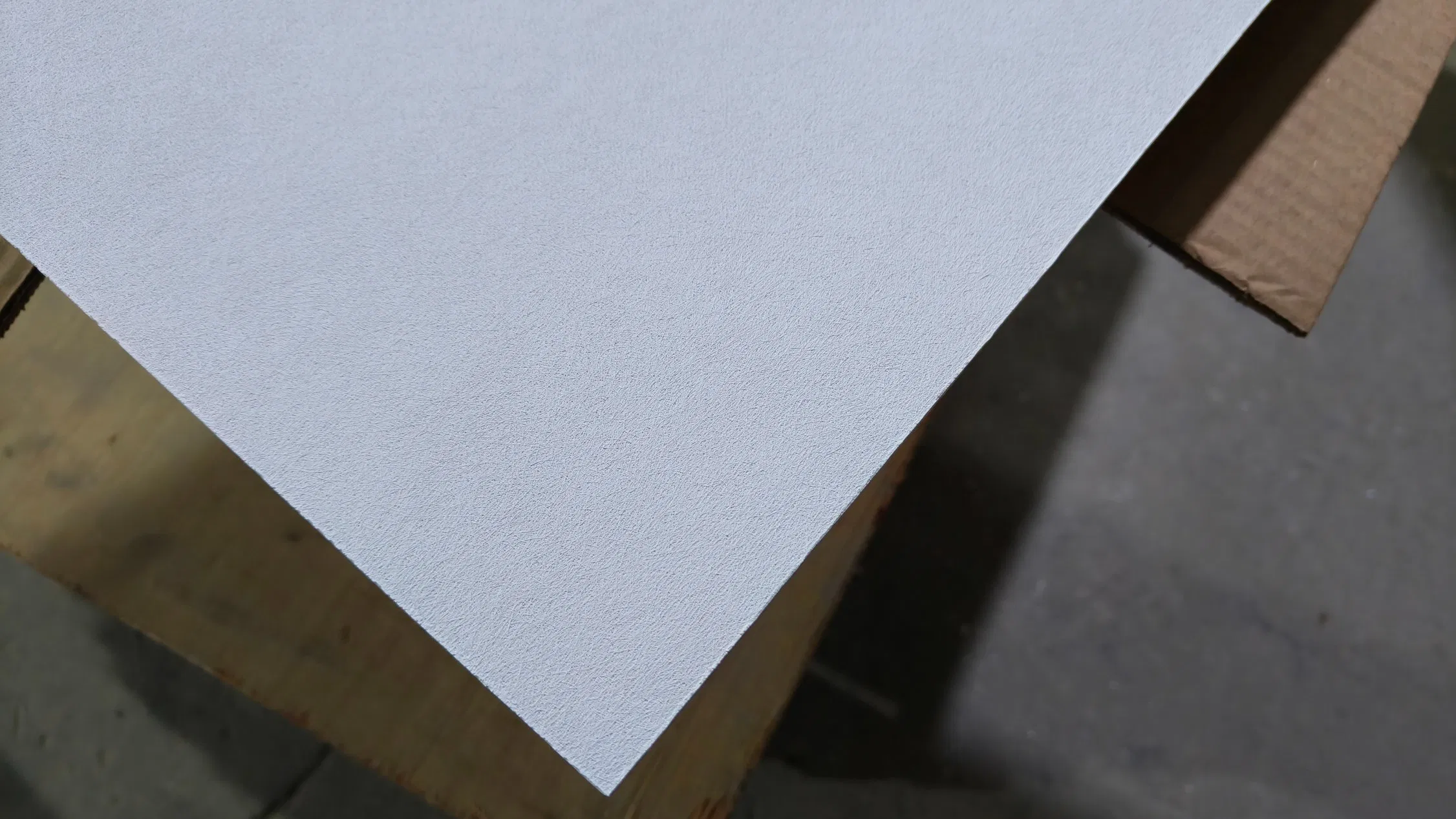 Fiberglass Acoustic Ceiling Tiles for Exhibition Halls, Museums, Art Galleries, Shopping Malls