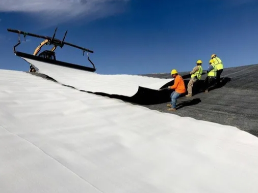 4000G/M2-6000G/M2 Bentonite Blanket Geosynthetic Clay Liner with ISO Certificate