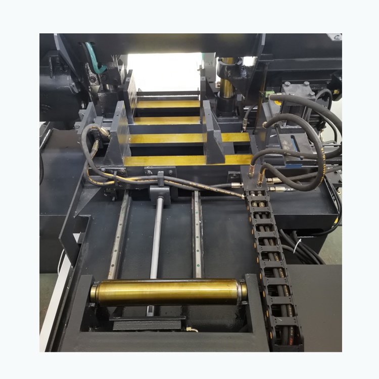 Станок ленточнопильный по металлу GB4230