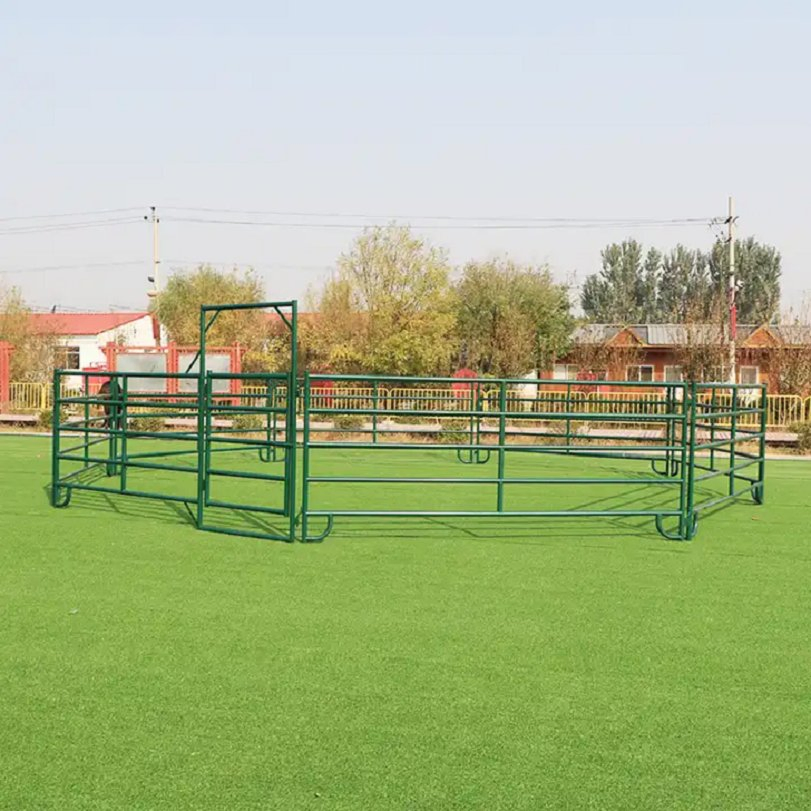 China Wholesale Livestock Farm Fence / Galvanized Steel Tube Corral Fence