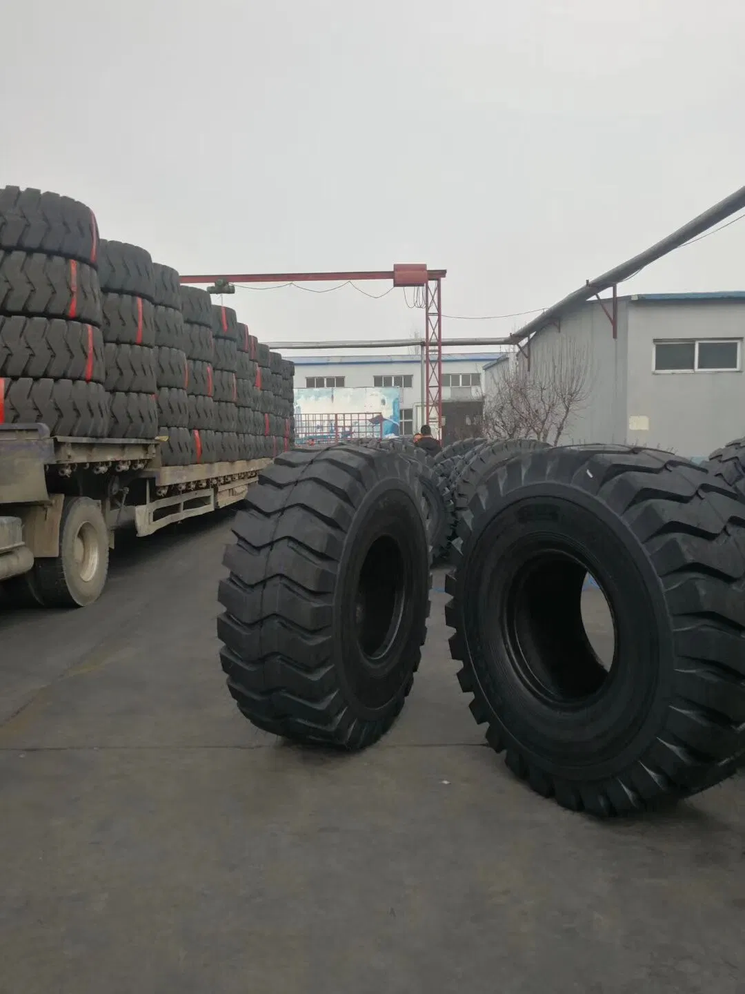 20.5/70-16 Off-Road Tyre