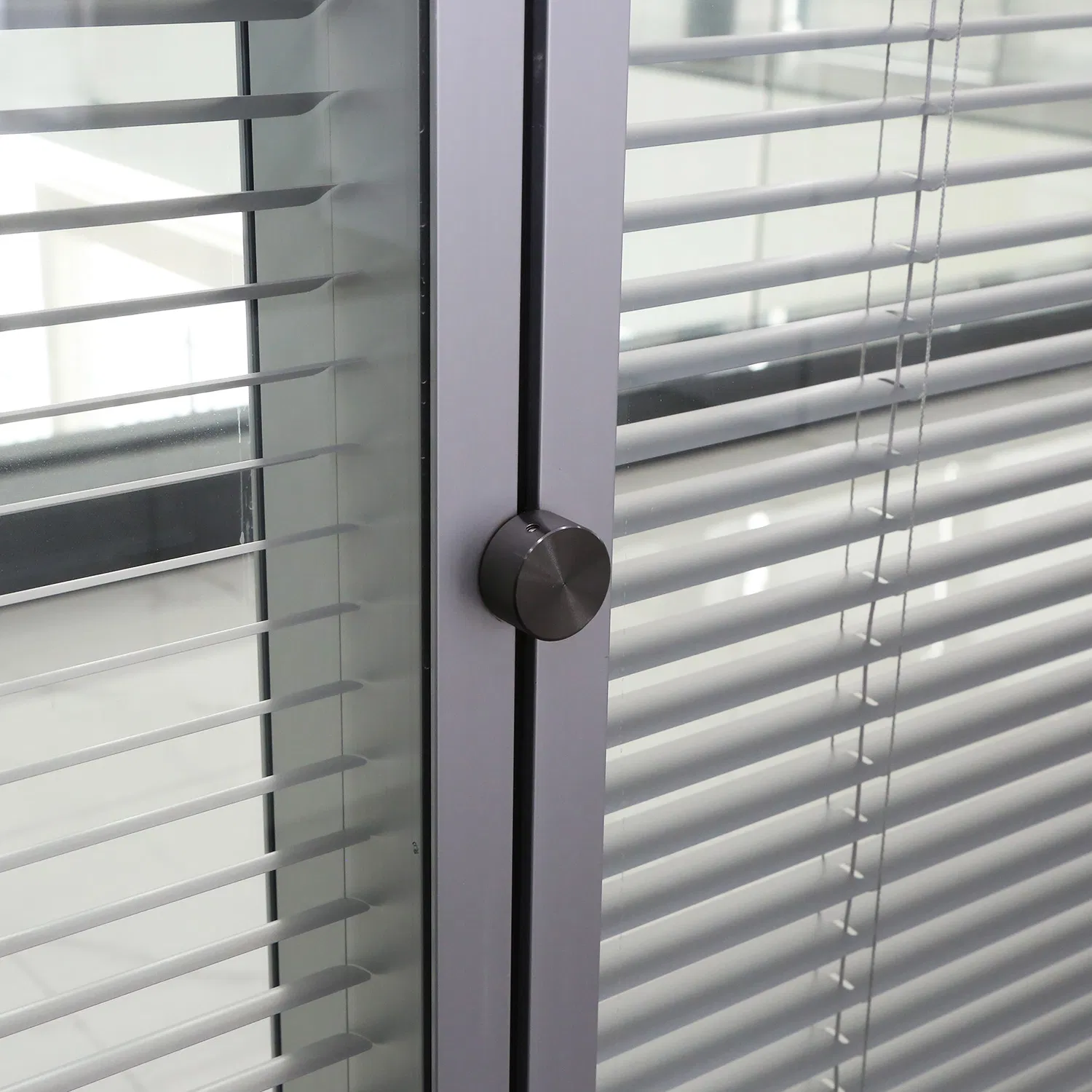 Office Partition with Inside Louver to Improve Privacy and Has Easy Control Handle