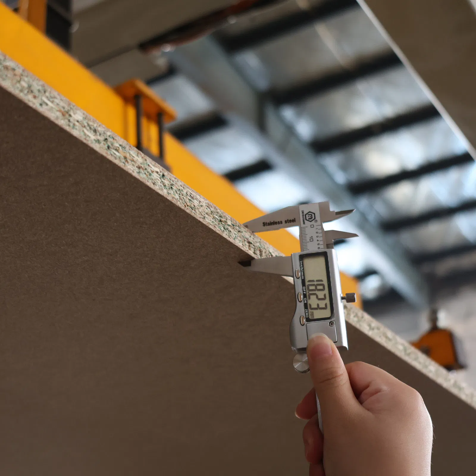 2100X2800X18mm Prelaminated Particleboard Melamine Chipboard