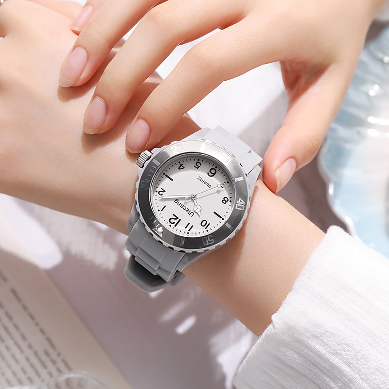 Promotional Hot Selling Gadget Silicon Watch for Gift (KW-010)