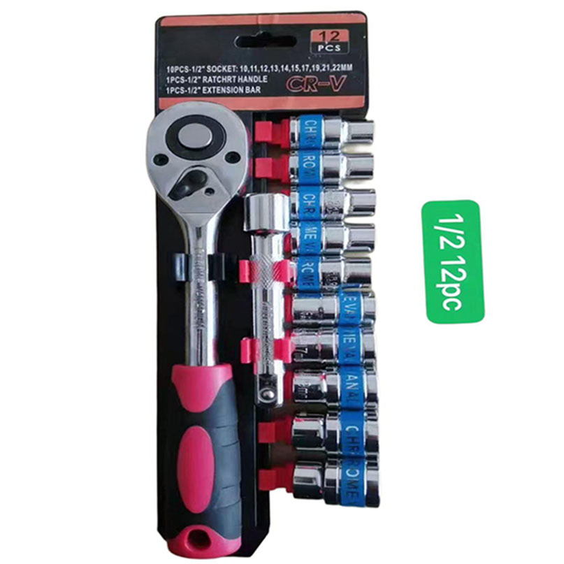 Набор головок и трещотка из хром-ванадиевой стали