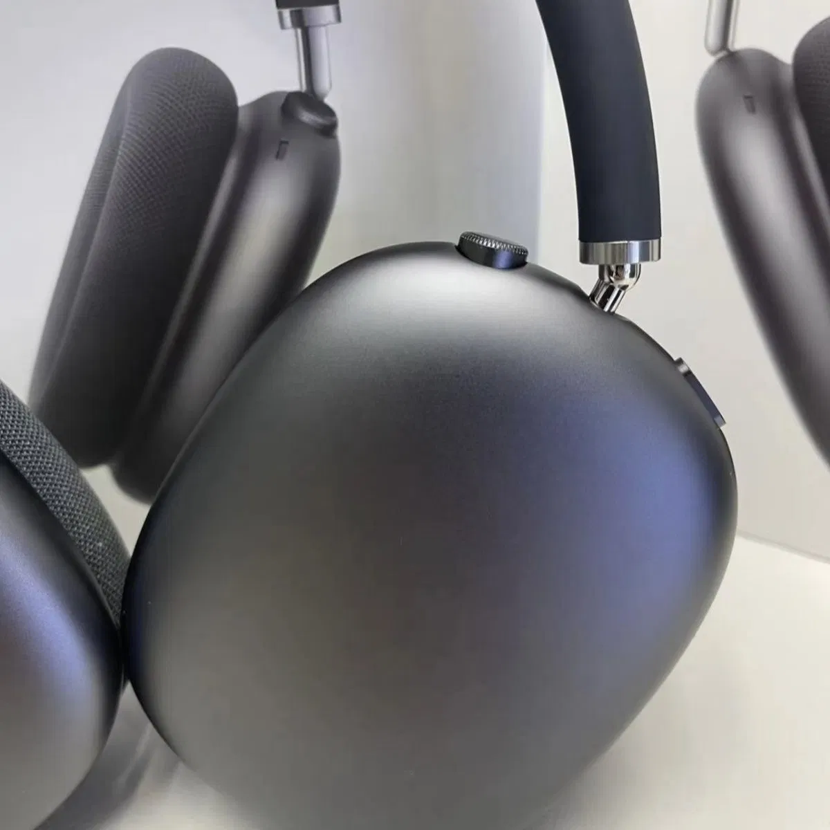 Беспроводные наушники Air Max с шумоподавлением