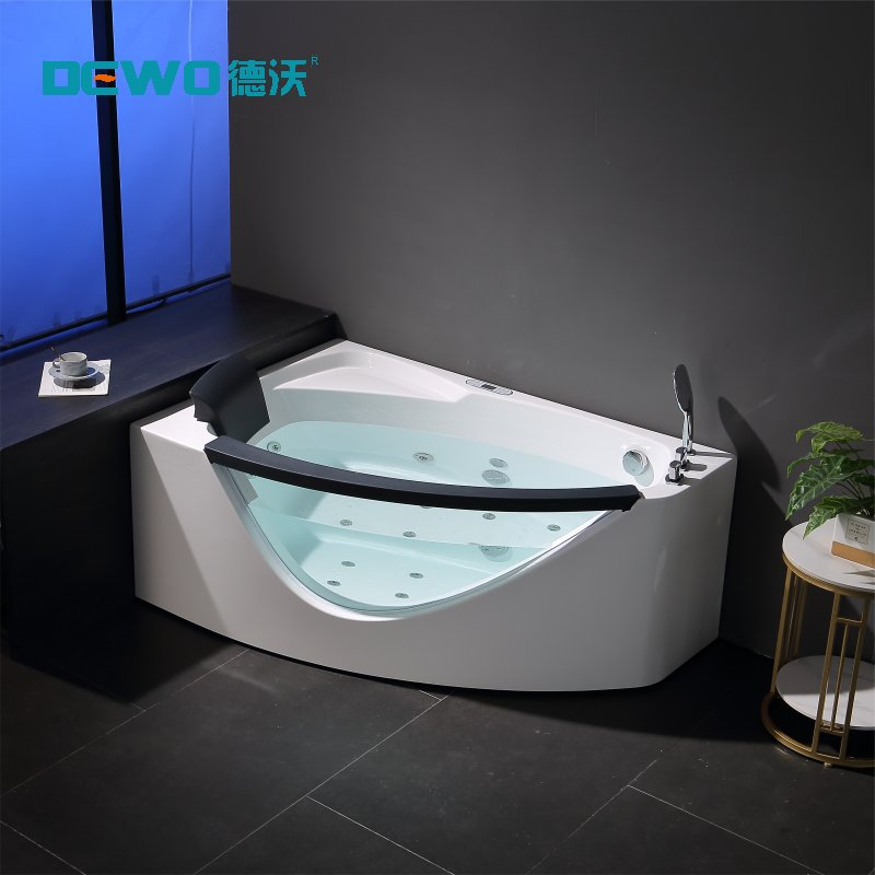 Угловая акриловая ванна с гидромассажем и подсветкой