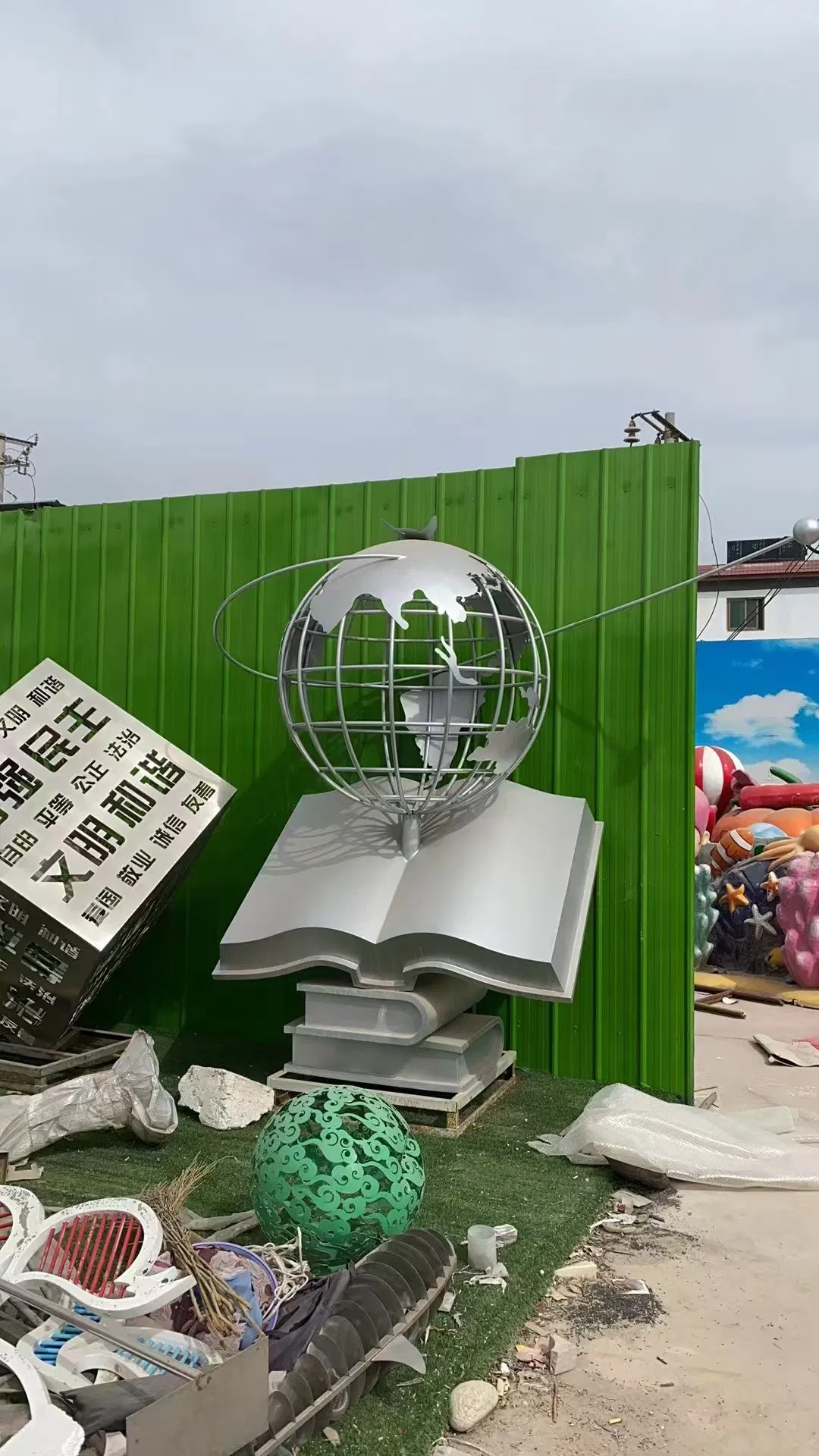 Customize Decorative Stainless Steel Statue/ Sculptures Indoor/Outdoor