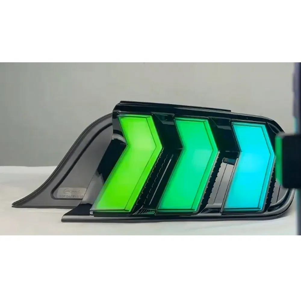 Задний фонарь Ford Mustang 2015-2017