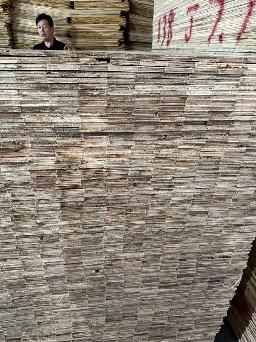 Versatile Log and Veneer Solutions for Home and Office Dé Cor