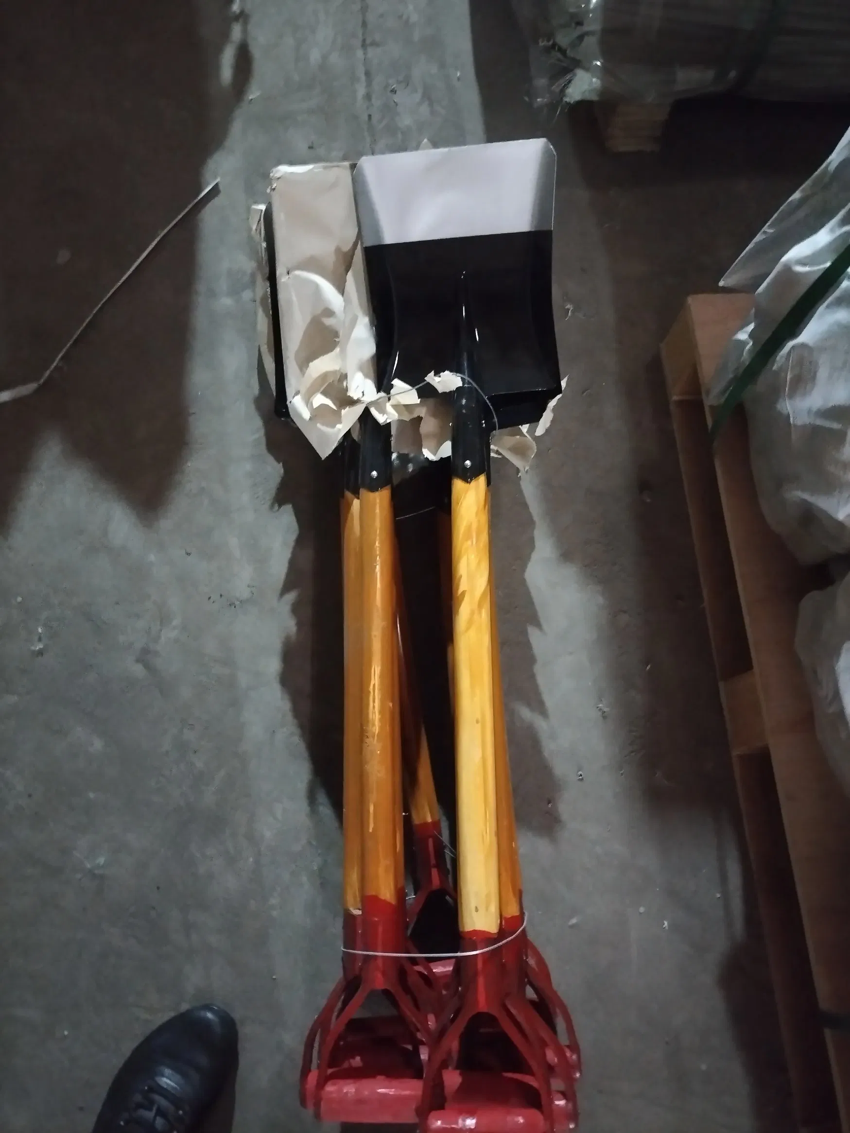 The Spade Shovel Head with Wood Handle