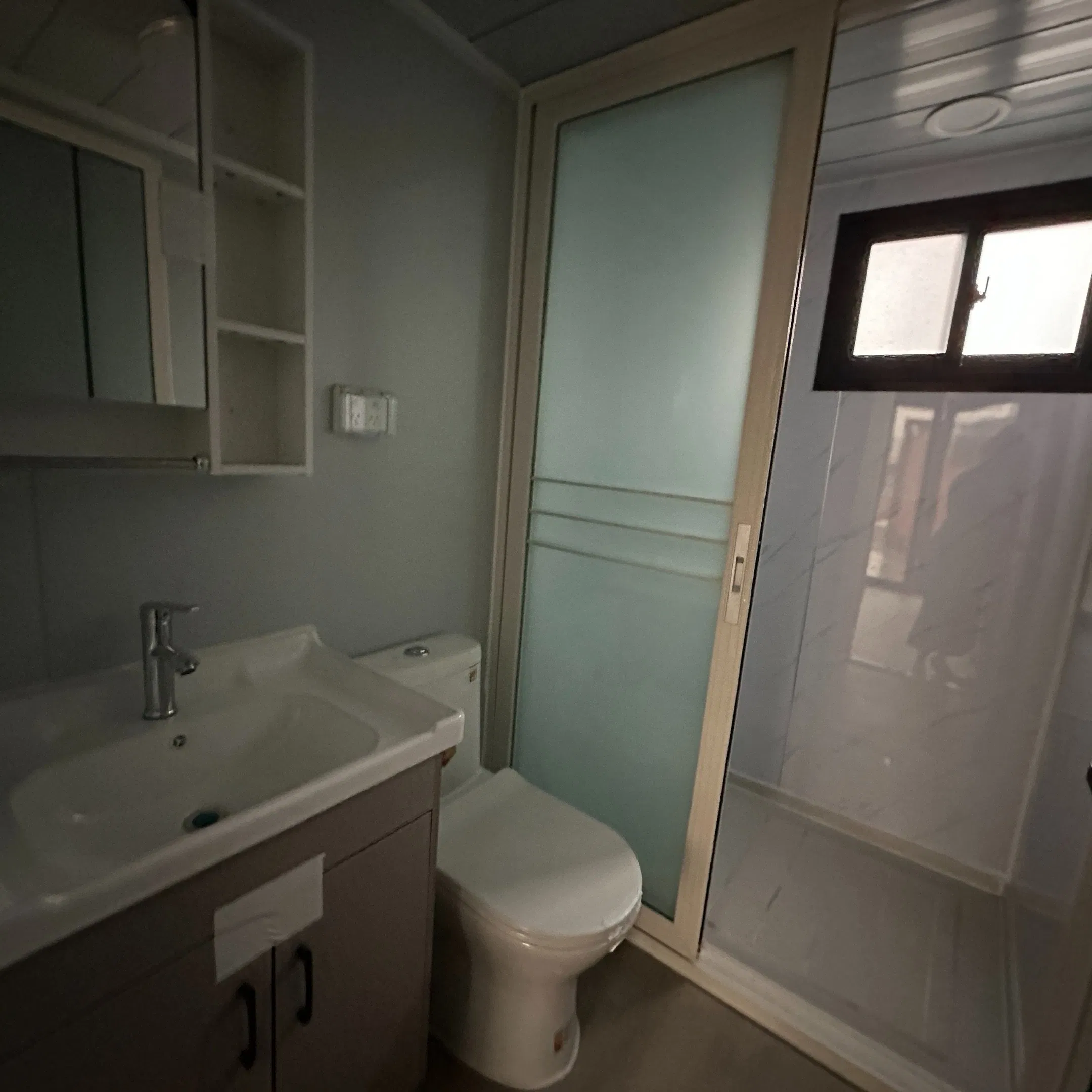 Hot Prefabricated Modern Living Anti Corrosion Fold out Shipping Foldable Tiny House