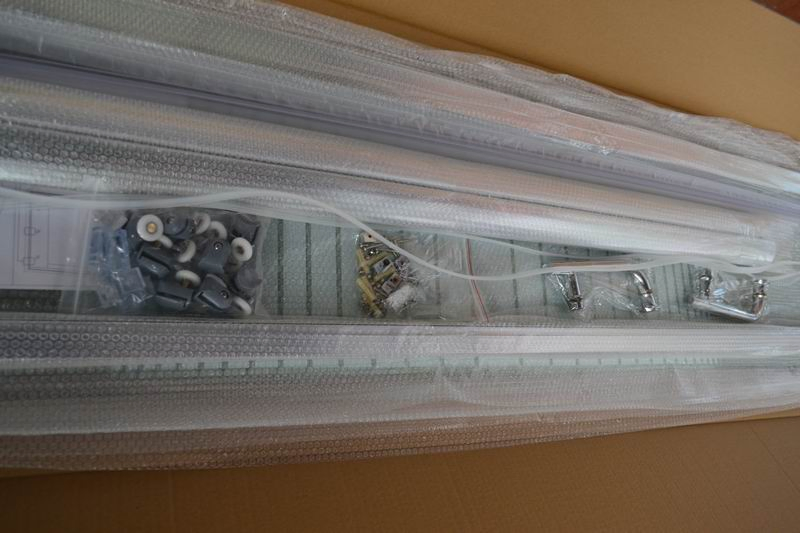 3 Panel Sliding Shower Tempered/ Toughen Glasses