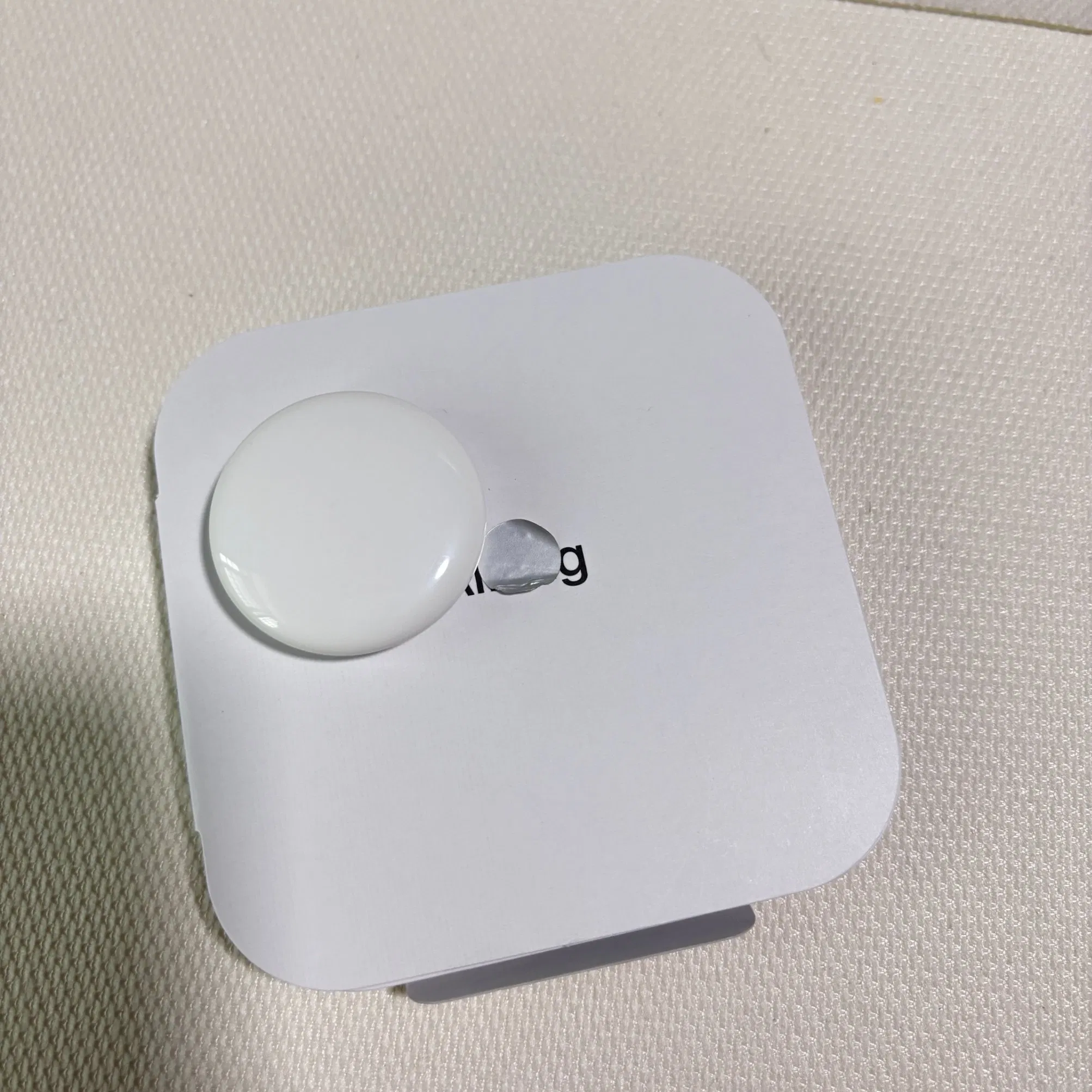 Top-Notch 1: 1 Air Tag. Service Positioner Bicycle Anti-Loss Device Anti-Theft Tracking Tag with Rustproof Coating Wireless Bluetooth Tracker for Bike Pedals