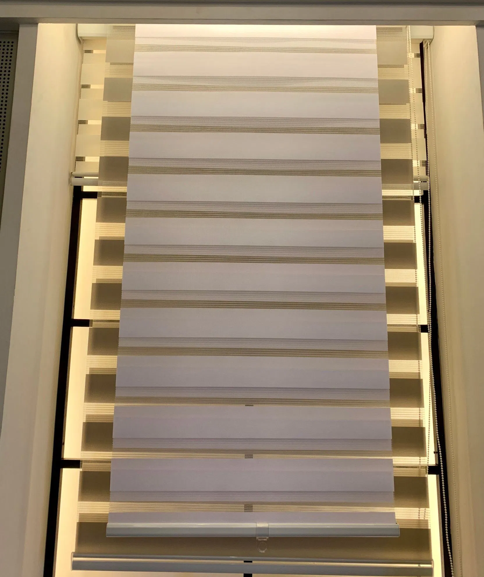 Factory Supply Cordless Operation Spring Tension Dual Day Night Zebra Roller Blinds