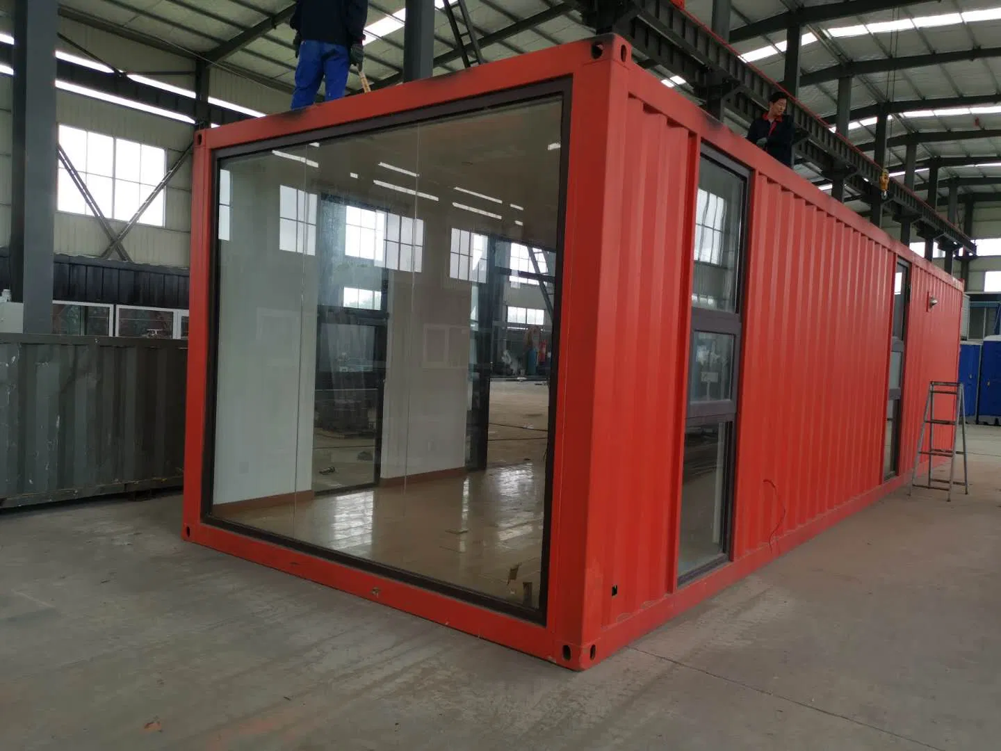 Prefabricated Flat Easily Disassembled Safe Strong Packing Container House for Modern Sector