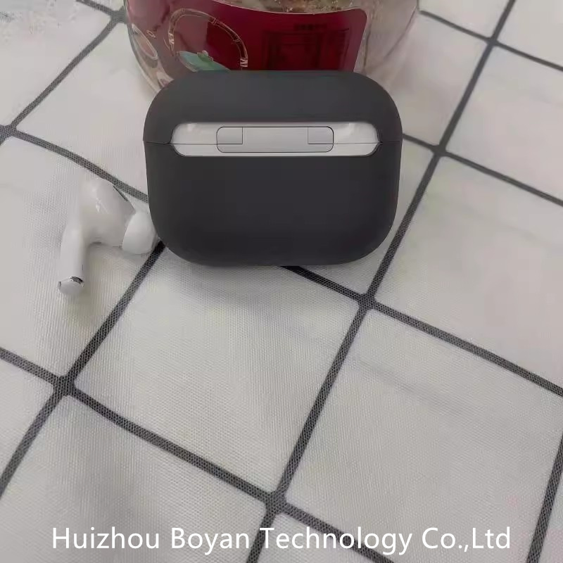 Беспроводные наушники с шумоподавлением и Siri