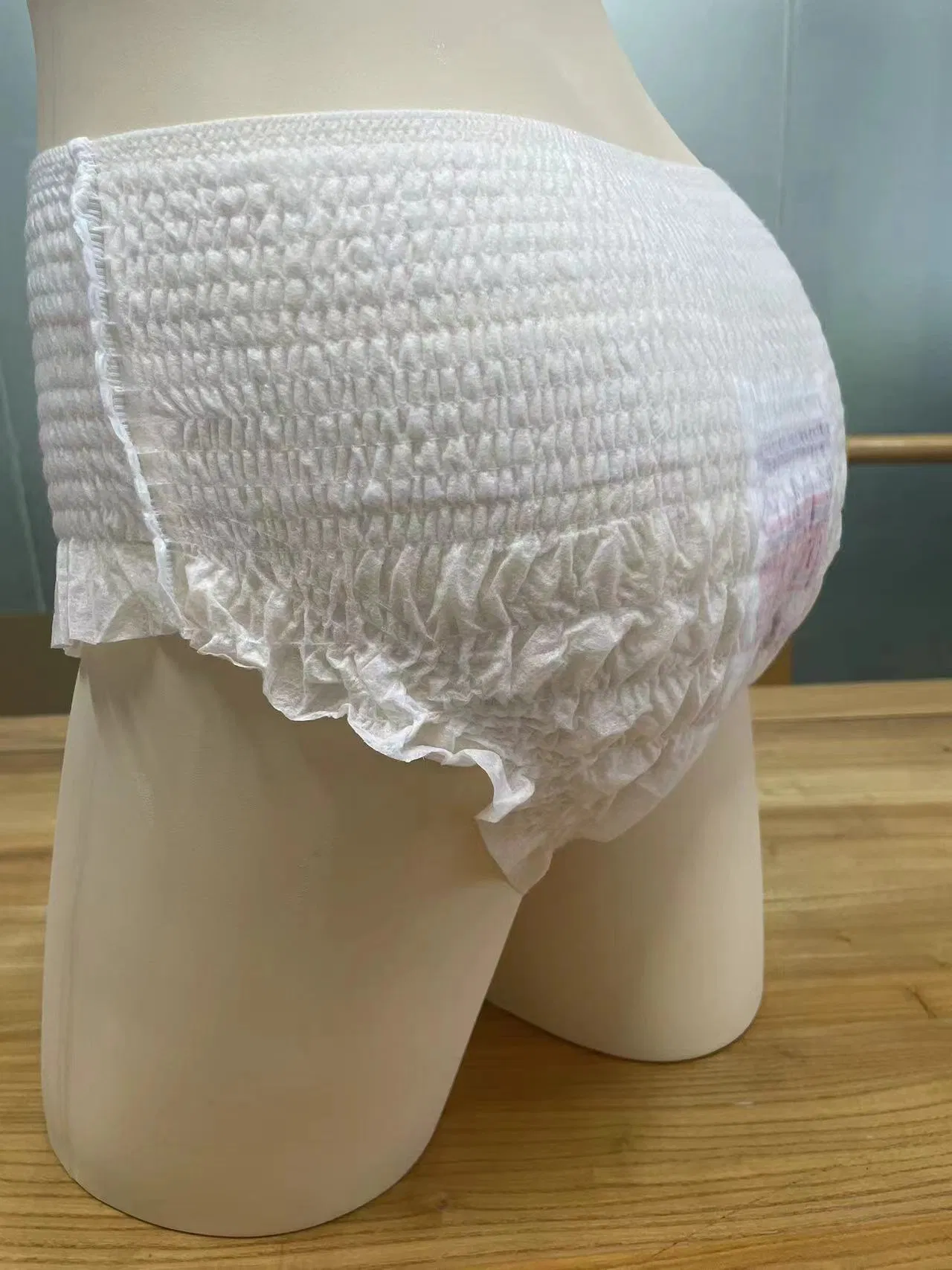 China Production Factory Direct Supply Ultra Absorbent Super Soft Disposable Menstrual Pants / Menstrual Panties / Period Panties for Heavy Flow