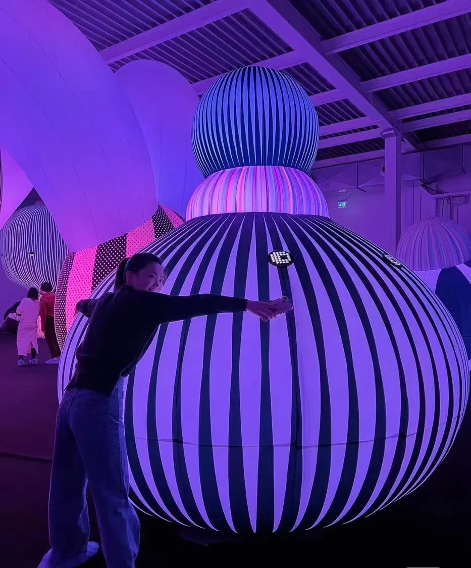 2023 New Advertising Inflatable Cones with Light System