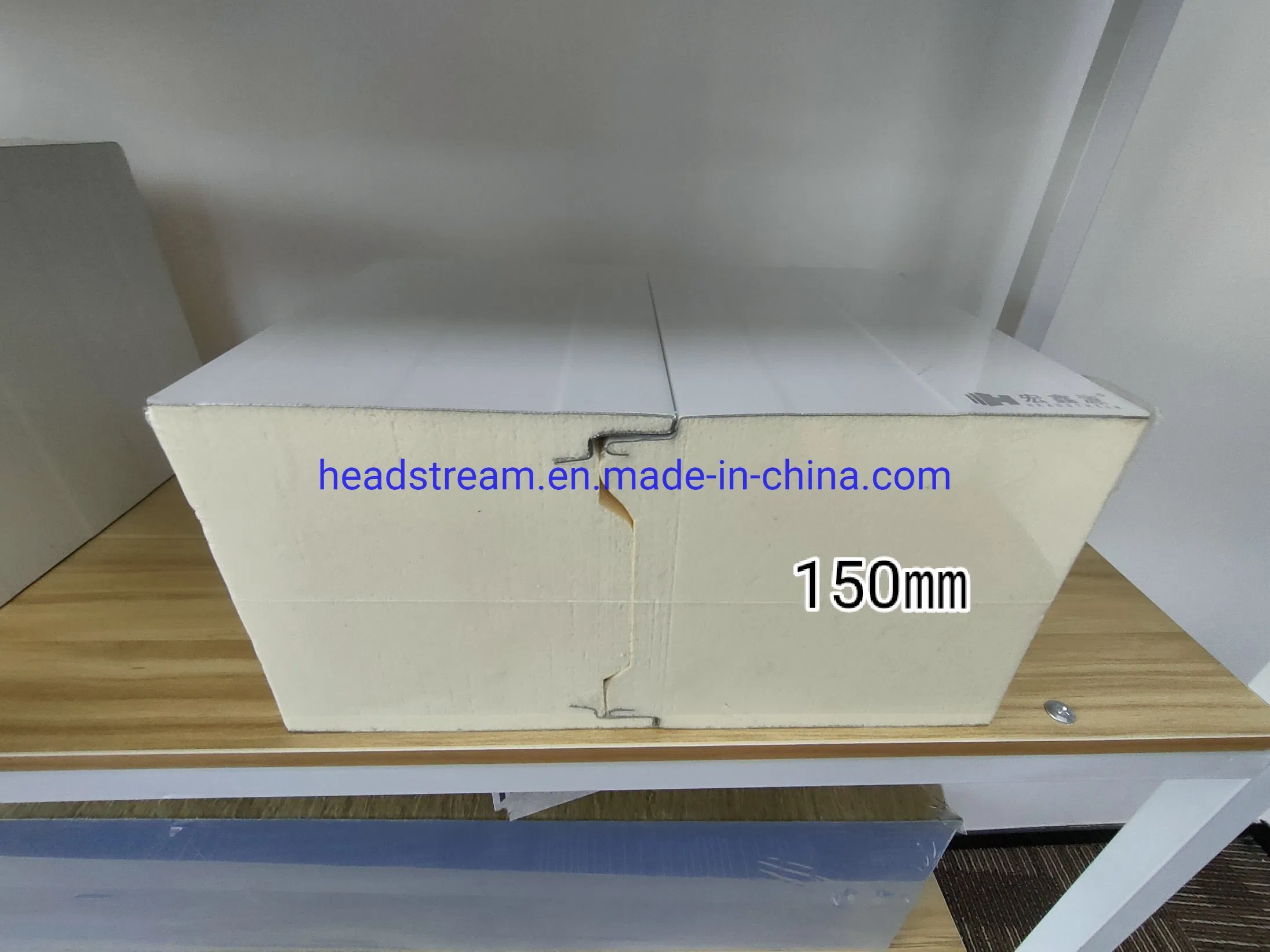 Large-Span, Polyurethane /PIR Roof Panels and Wall Panels for Warehouses and Workshops