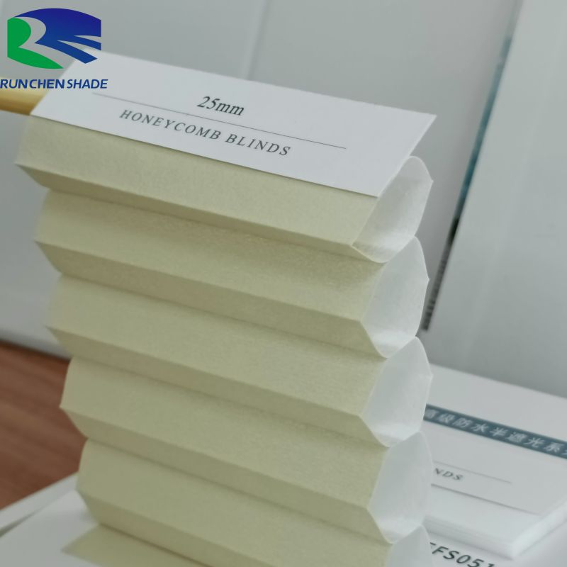 Honeycomb Blind Raw Material of Fabric 20mm 25mm Non-Woven Fabrics for Honeycomb Curtains Customized Cellular Blackout Fabric