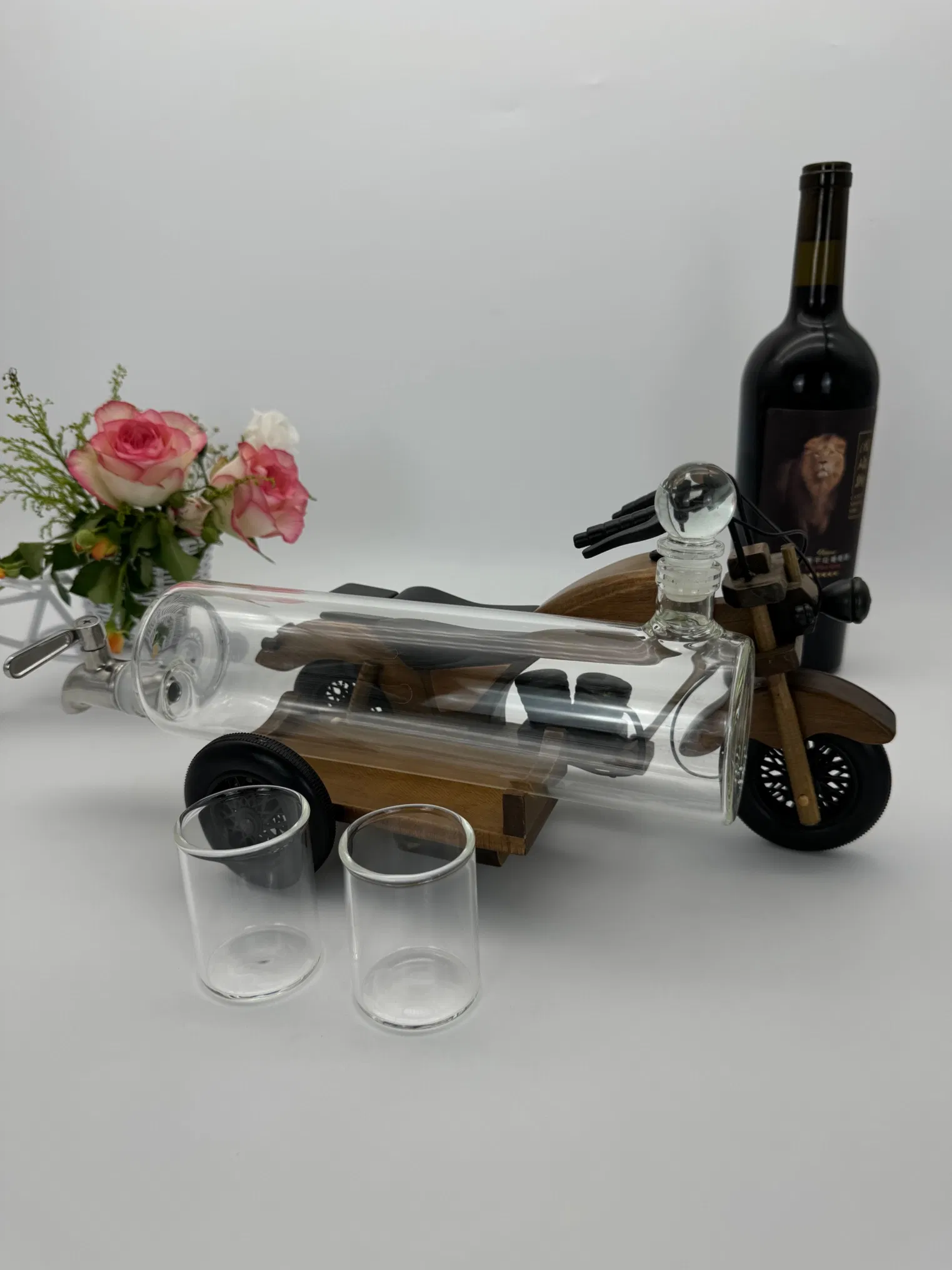New Hot Sales Wine Decanter Whisky Decanter Glass Decanter High Borosilicate Glass Good Model