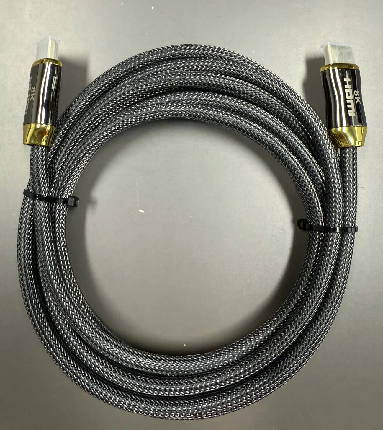 HDMI-кабель 8K 2.1V с нейлоновой оплеткой и металлическим разъемом