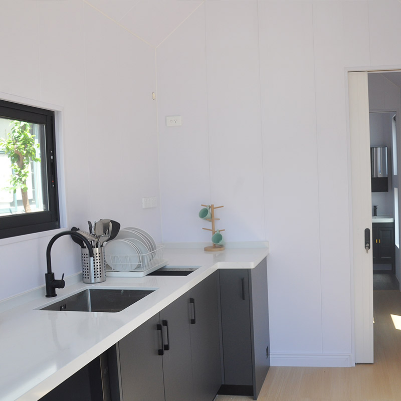 Prefabricated Houses Modular Home Luxury Lightweight Tiny Mobile Home on Wheels