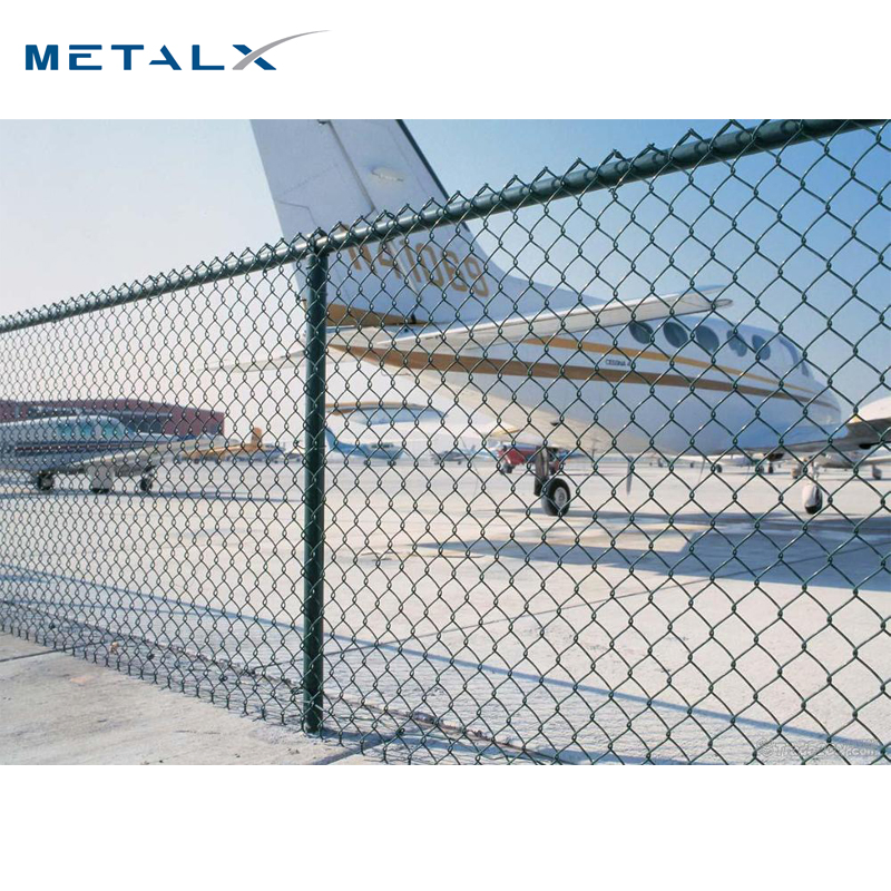 Hot Dipped Galvanized and PVC Coated Boundary Wall Cyclone Diamond Shape Galvanized Wire Mesh Chain Link Fencing Price for Farm/Cattle/Sheep/Horse/Privacy