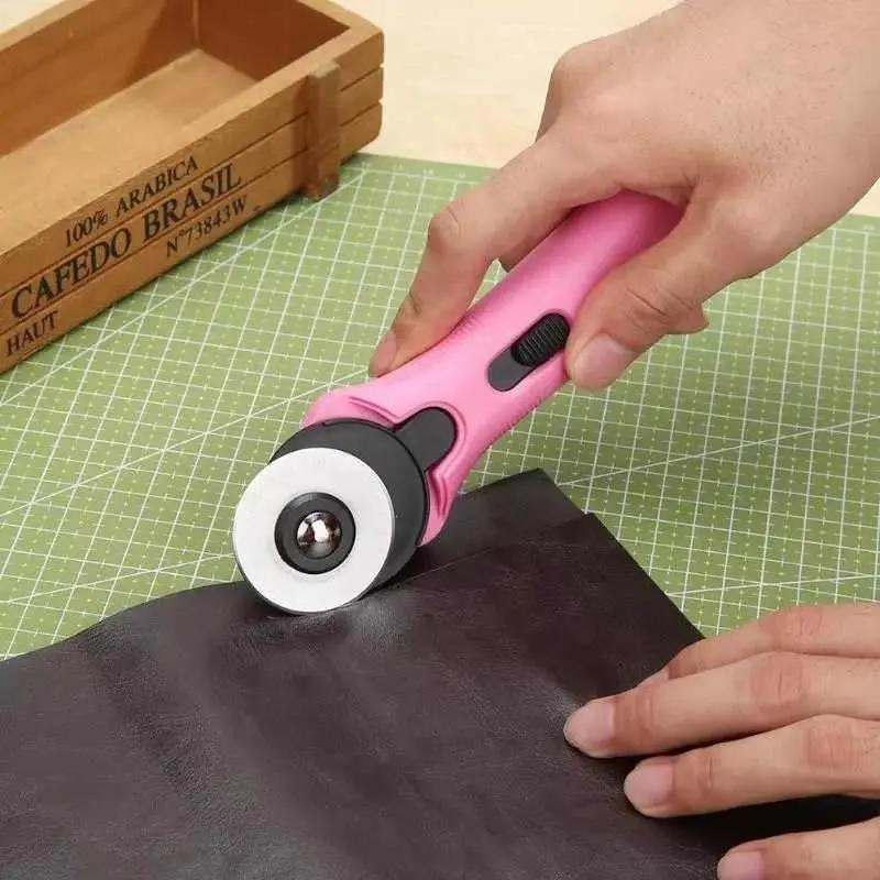 Wd-811 Rotary Cutter Fabric Sewing Cutting Dressmaking Paper Cutting Handle Sewing