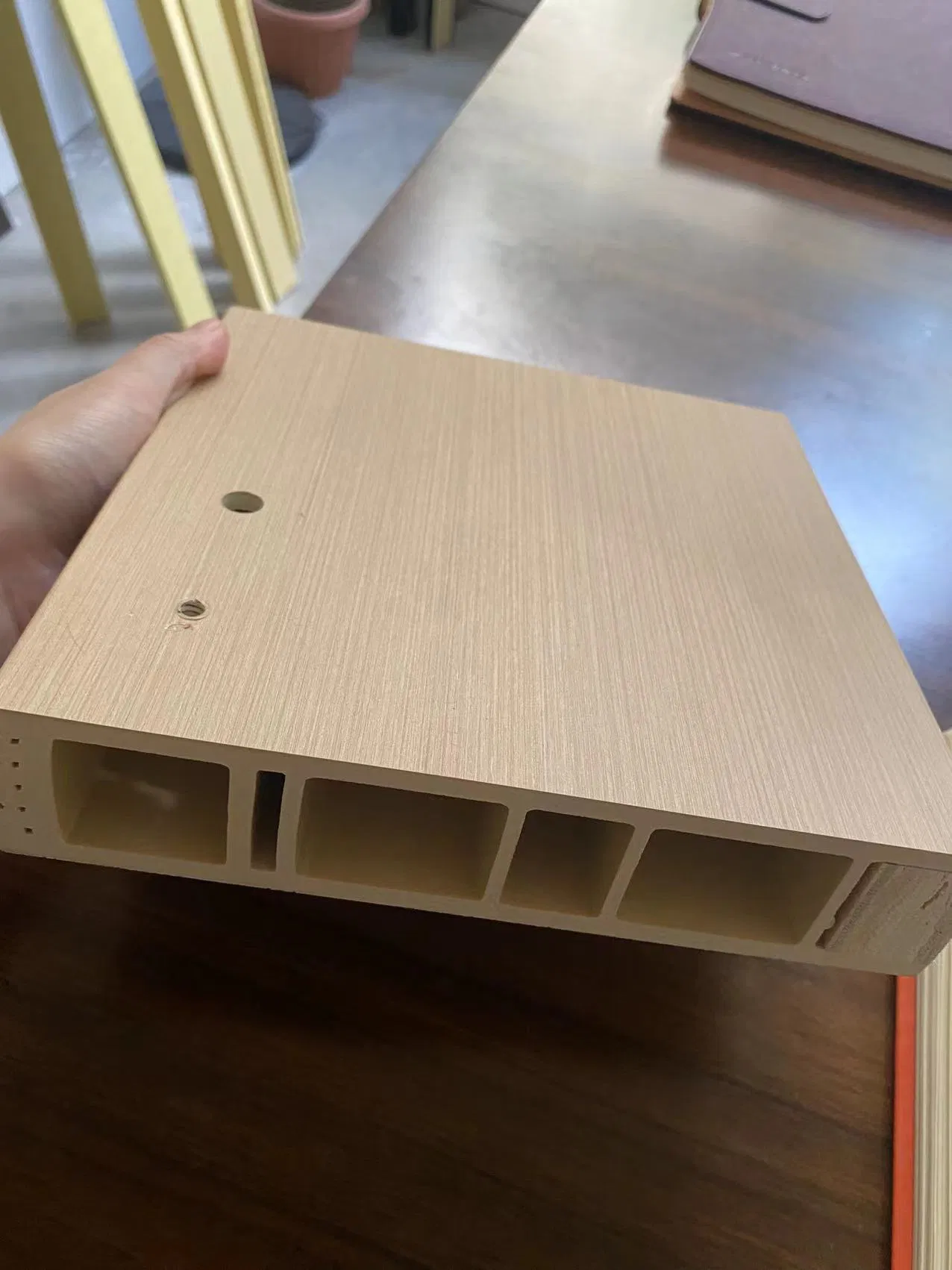 Стеклянная межкомнатная дверь для ванной