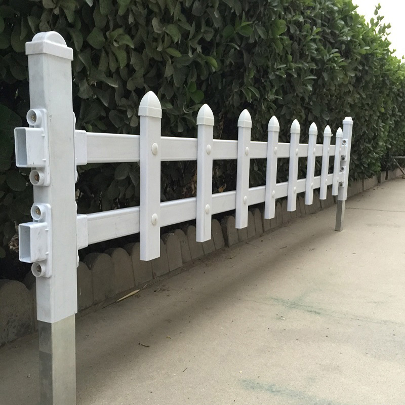 Fangxin Recommend Strong Toughness, No Cracking, No Embrittlement Lawn Fence