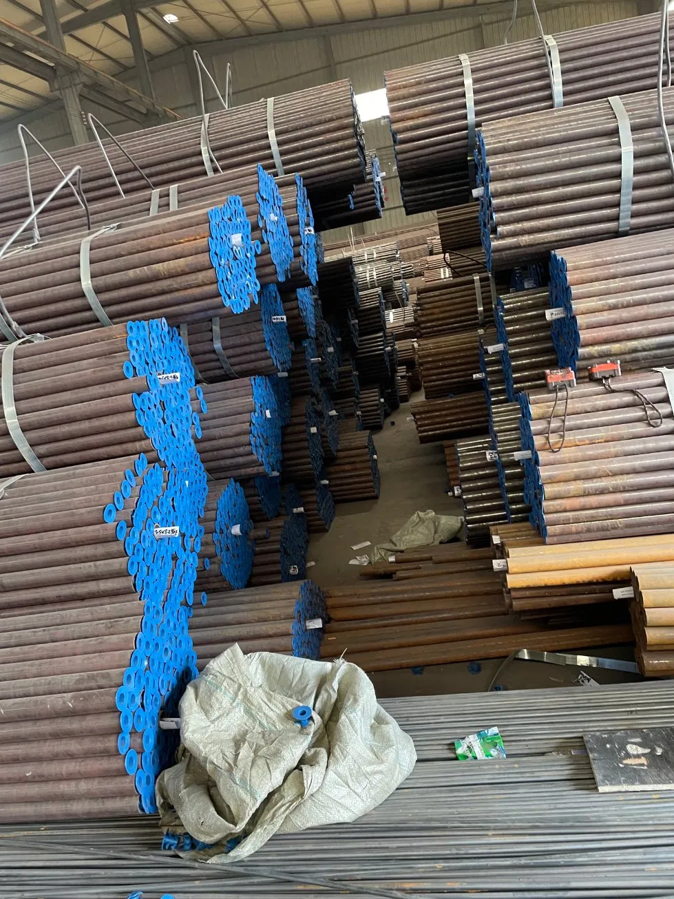 Low Temperature Carbon Steel Seamless Pipe for LNG Storage