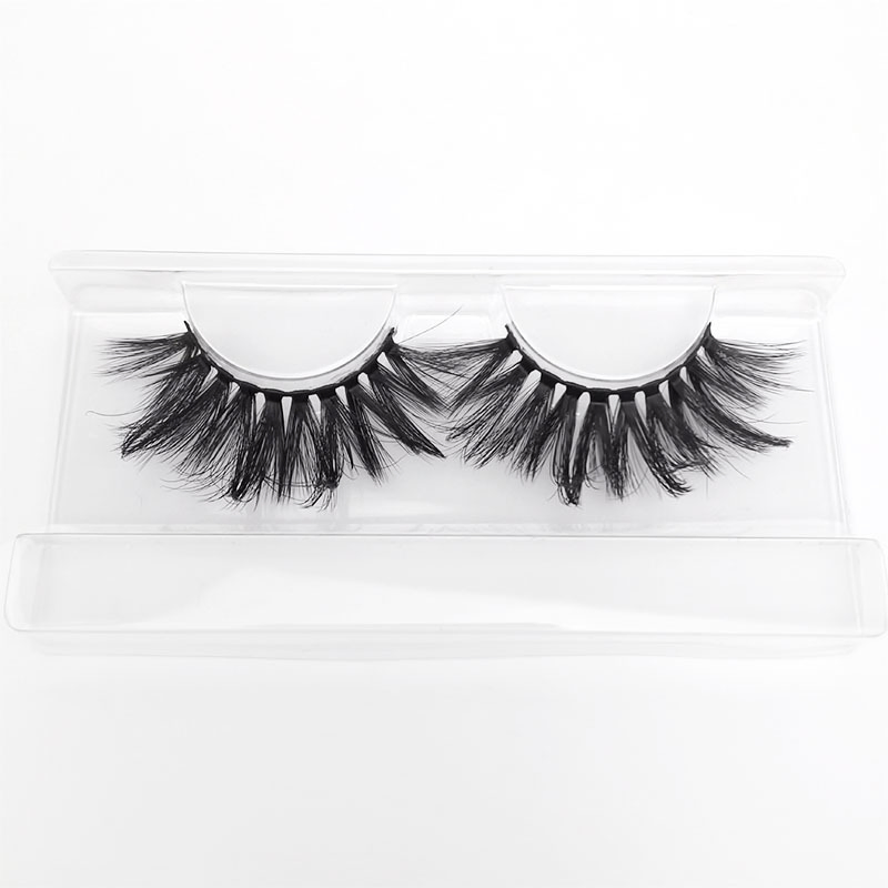 Luxurious 5D Mink Eyelash Extensions for Stunning Lengths