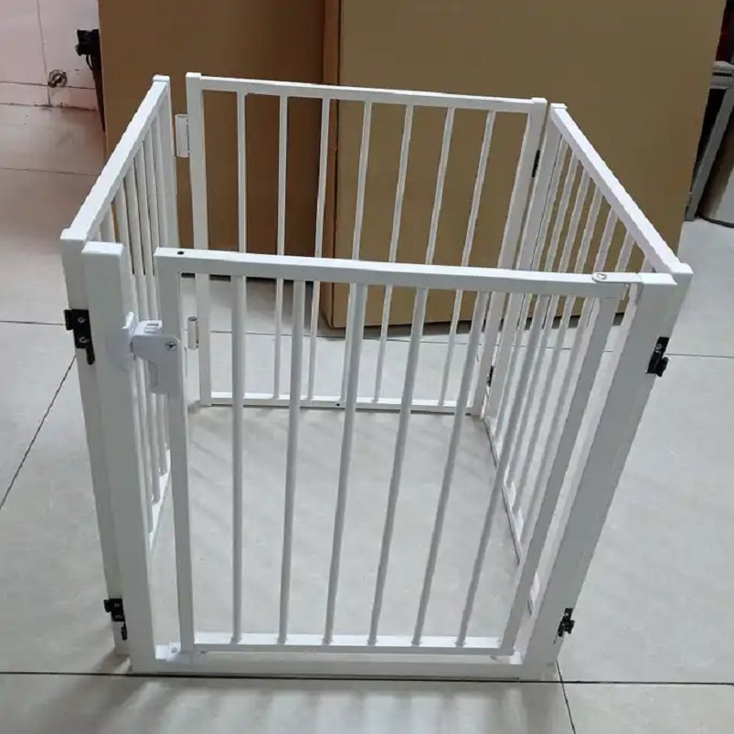 Hot Selling Durable Portable Metal Pet Fence for Dog Indoor/Outdoor Pet Cages
