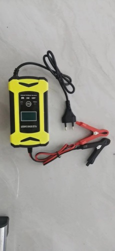 CE Certificate 12V6a AGM Lead Acid Motorcycle Battery Charger with LCD Display