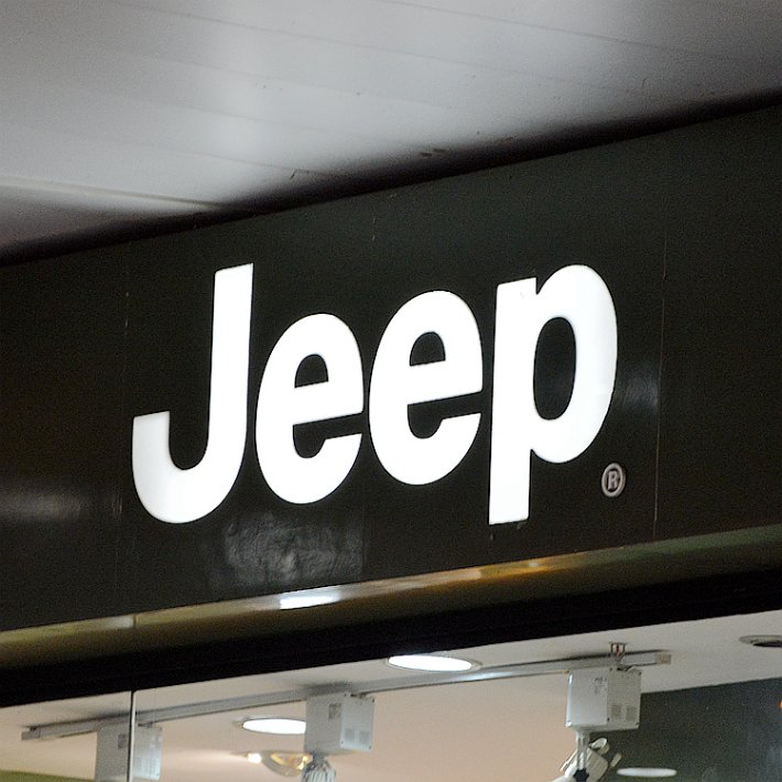 Waterproof Custom Acrylic LED Advertising Letter Sign Board