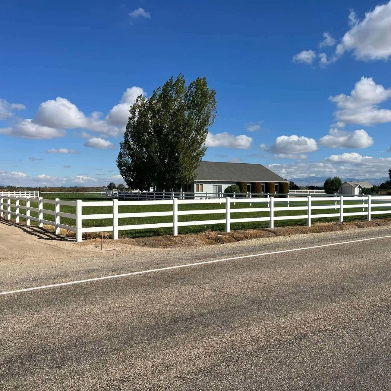 Brown PVC Horse Fence Privacy Fence Panels PVC