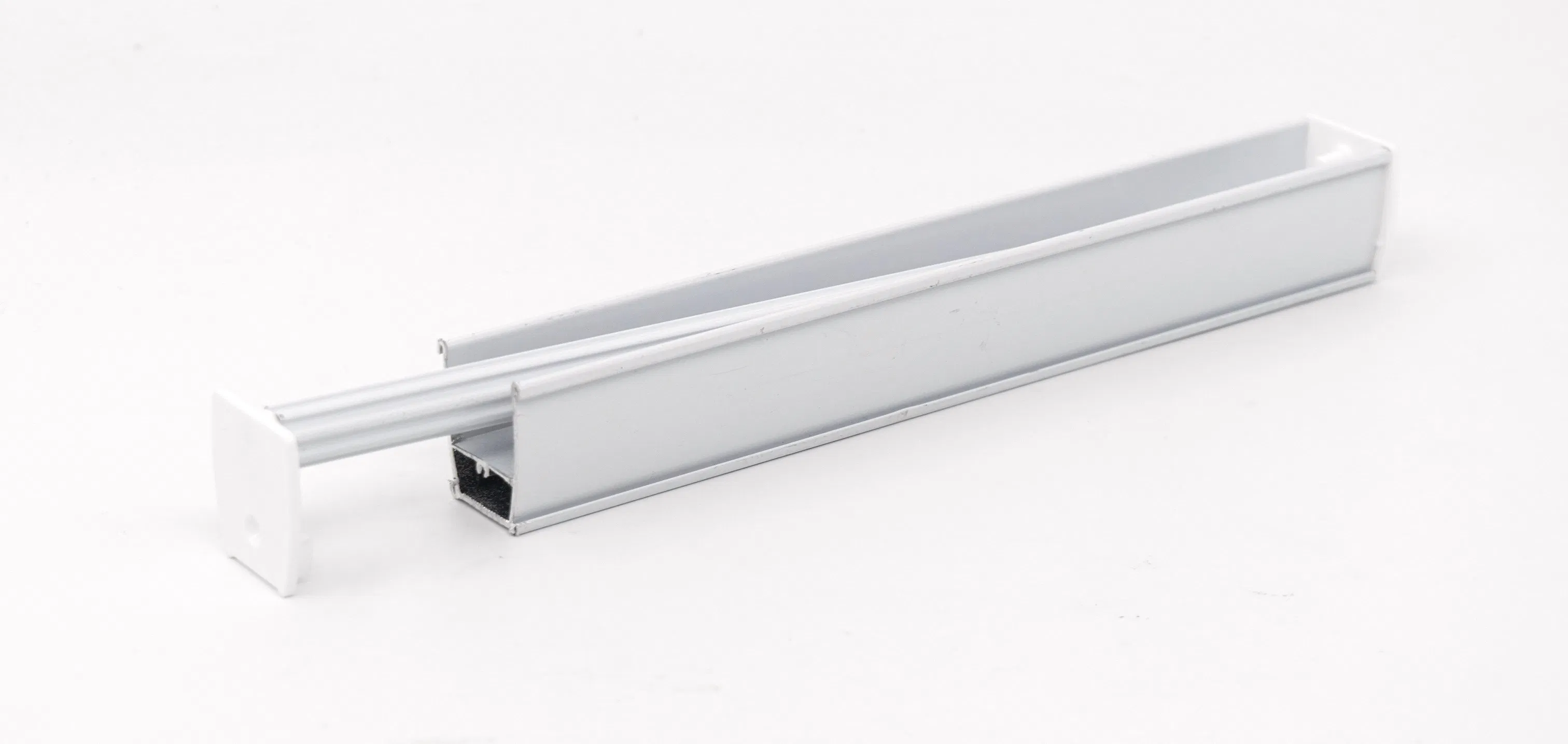 Good Price Aluminium Window Curtain Roller Blind Cover with Factory Price