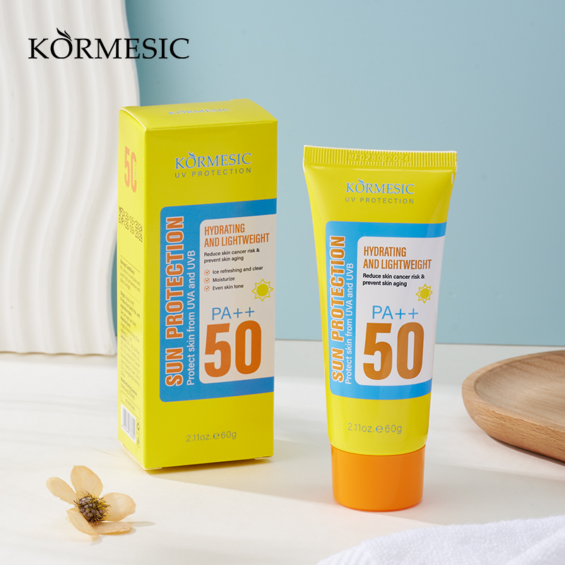 Factory Price SPF50 Hydrating Lightweight Sunscreen Cream