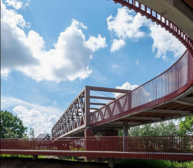 En 1993, Aisc, ASTM, BS, AS/NZS Stable Steel Structure Bridge