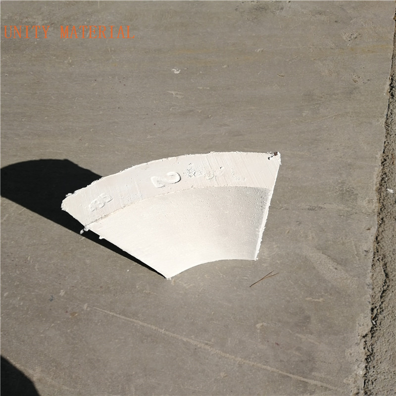 Pipeline Thermal Insulation Calcium Silicate Pipe Cover Tube Section