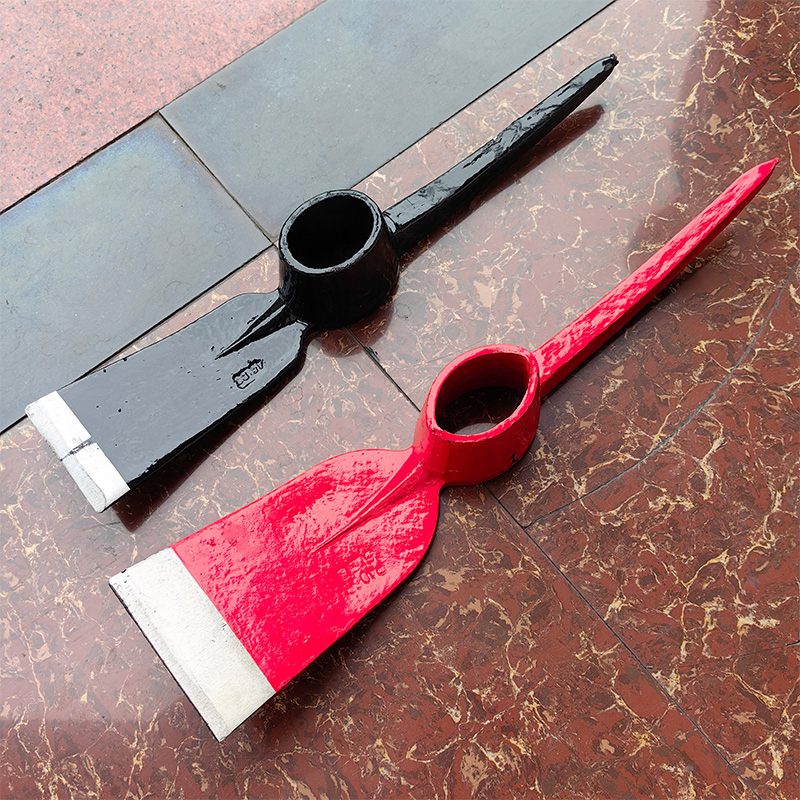 Multi-Purpose Agricultural Tool Rail Steel Pickaxe for Outdoor Digging Pickaxe