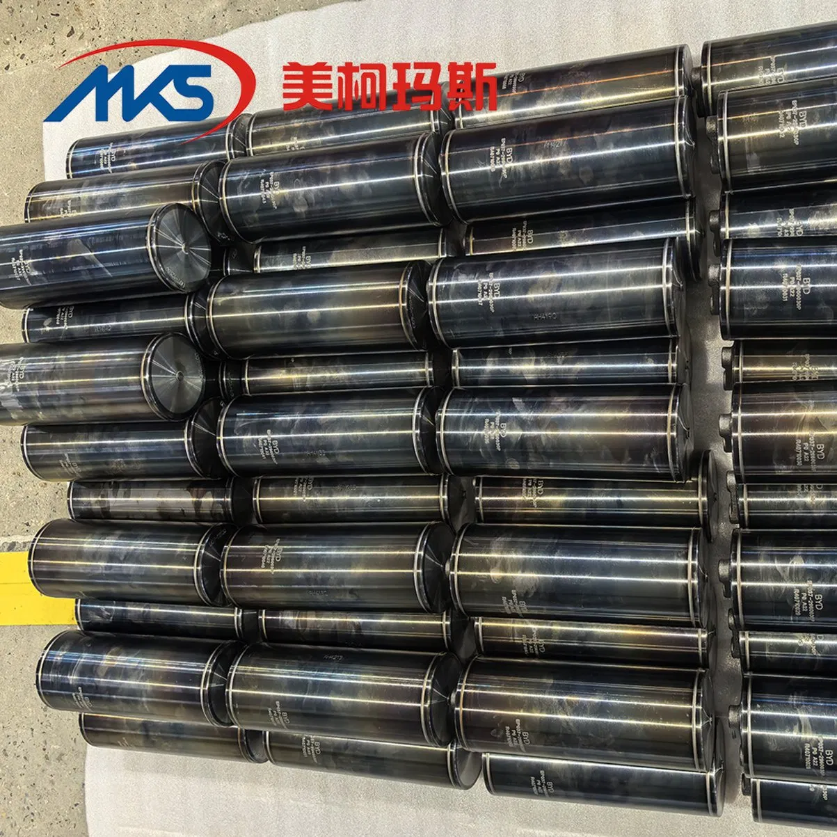 Гидравлический аккумулятор EHP-C-0100-250-100-AH00AA0000